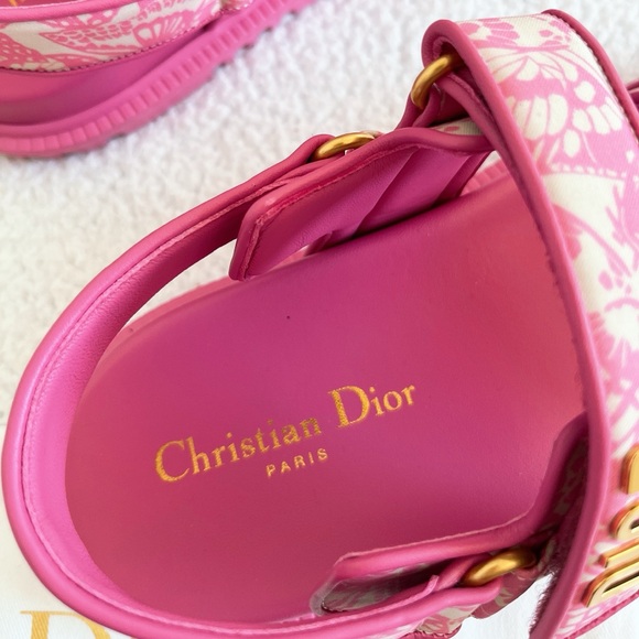 Authentic Christian Dior Women's DiorAct Lambskin leather sandals - Picture 7 of 16